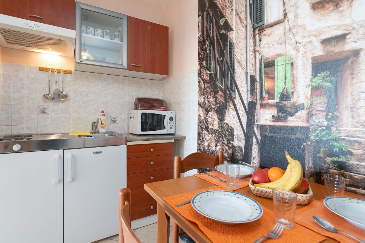 Apartments Pilicari (Adults Only) Rovinj Bagian luar foto