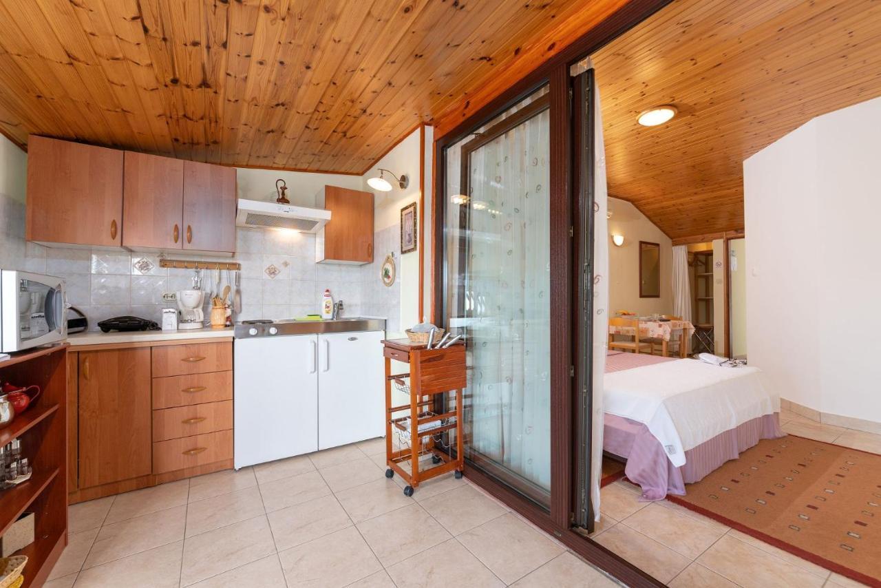 Apartments Pilicari (Adults Only) Rovinj Bagian luar foto