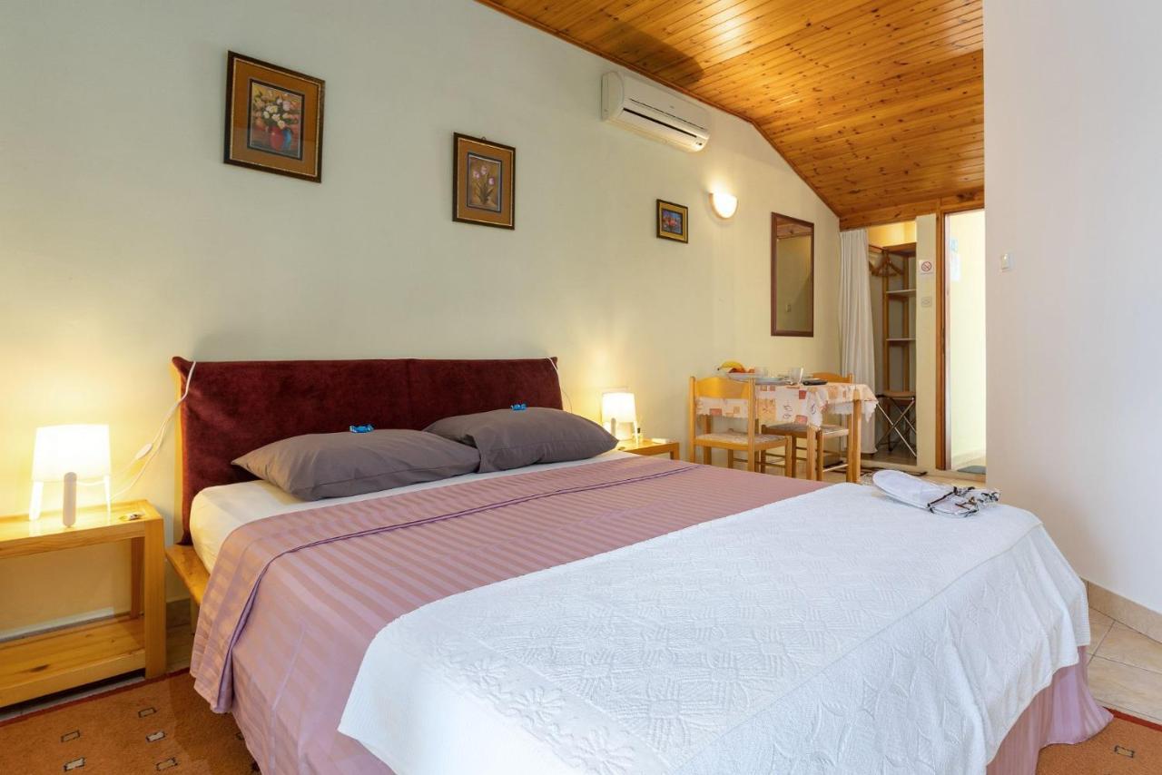 Apartments Pilicari (Adults Only) Rovinj Bagian luar foto