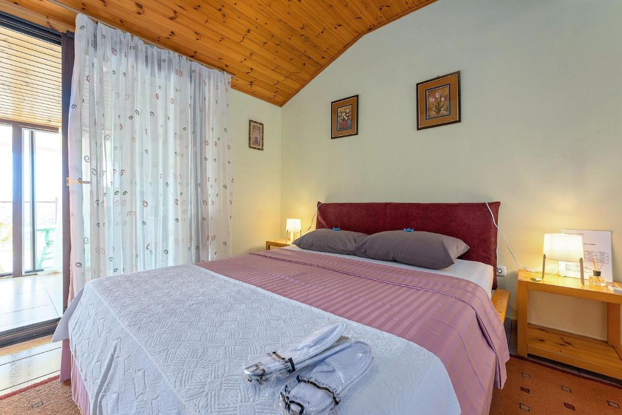 Apartments Pilicari (Adults Only) Rovinj Bagian luar foto